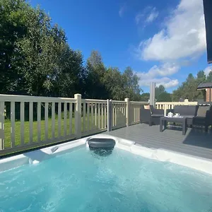 Holiday home The Yorkshire Burrow With Hot Tub, York