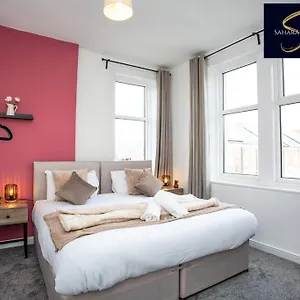 Spacious 3Br Home - Contractors & Groups - Parking Apartment Newcastle upon Tyne